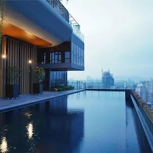 Ceylonz Klcc, Travelet Kuala Lumpur